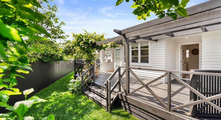  at 4B Parton Road, Papamoa Beach, Papamoa