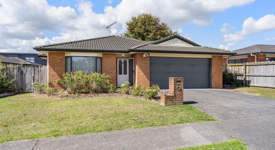  at 40 Nuneaton Drive, Flat Bush, Auckland