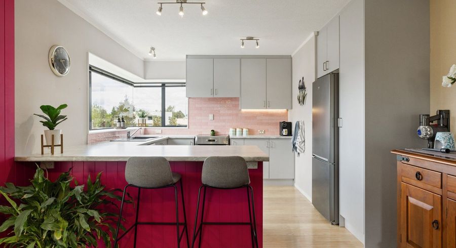  at 14 Rimmington Drive, Hamilton Lake, Hamilton