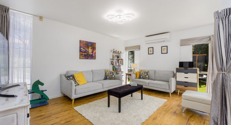 at 2 Kimber Hall Avenue, Blockhouse Bay, Auckland City, Auckland