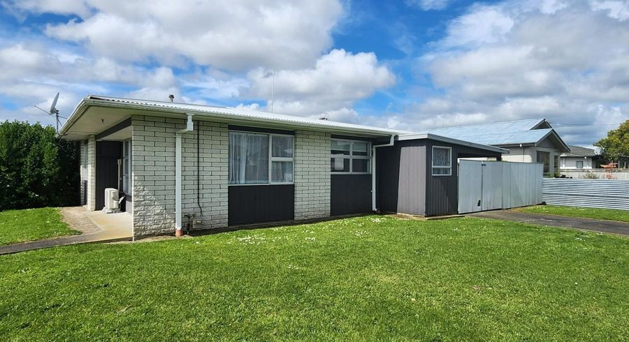  at 11 Bruce Place, Highbury, Palmerston North, Manawatu / Whanganui