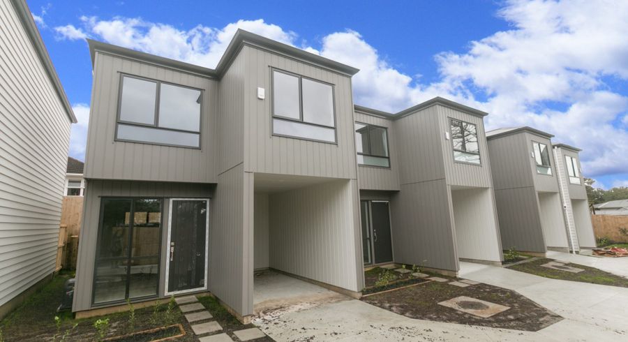  at 82D Salisbury Road, Birkdale, North Shore City, Auckland