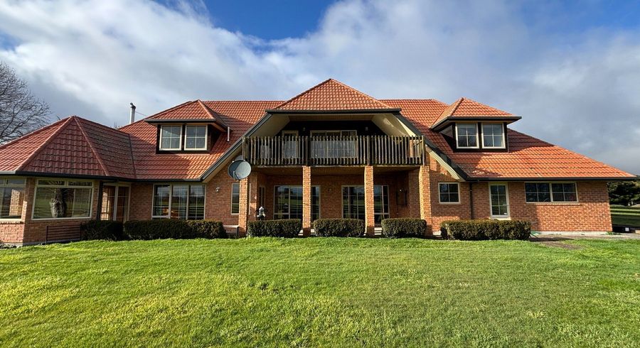  at 118 Waimakariri Road, Harewood, Christchurch City, Canterbury