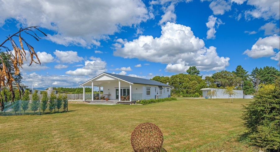  at 150 Hansens Line, Newbury, Palmerston North