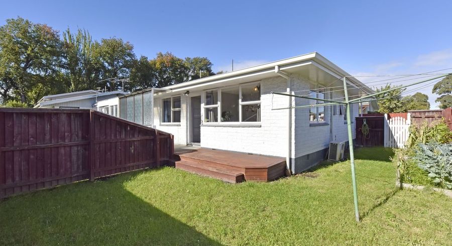  at 1/132 Aldwins Road, Phillipstown, Christchurch