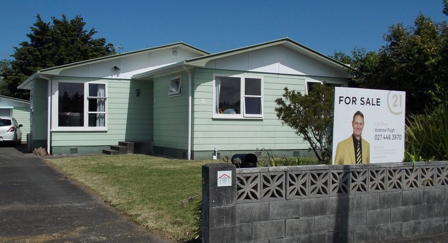  at 16 Jackson Avenue, Highbury, Palmerston North