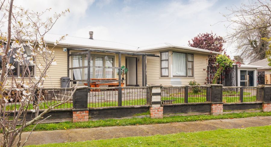  at 8 Flint Street, Milson, Palmerston North, Manawatu / Whanganui