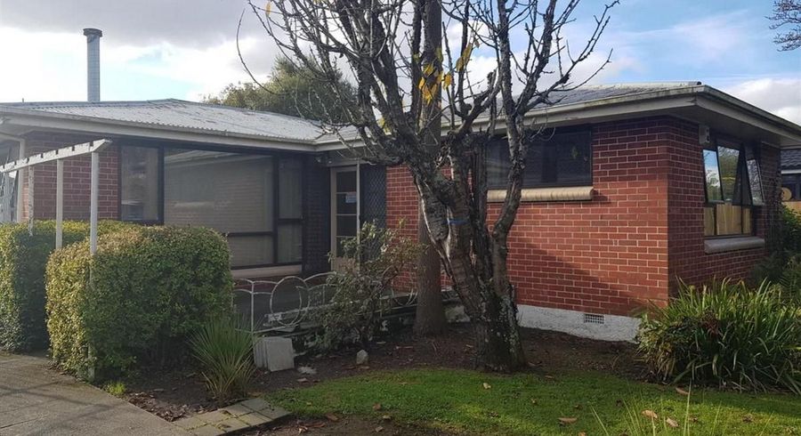  at 11 Lochee Road, Upper Riccarton, Christchurch City, Canterbury