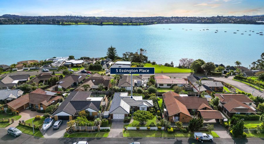  at 5 Essington Place, Half Moon Bay, Manukau City, Auckland