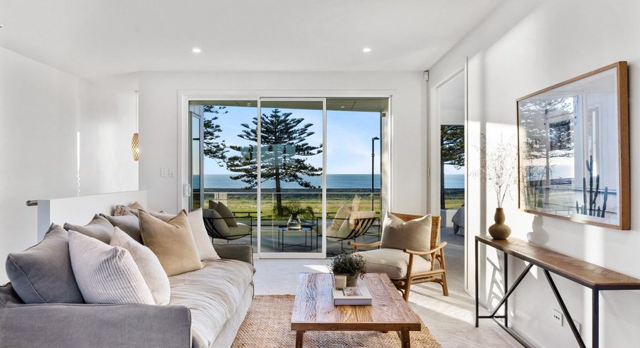  at 585 Marine Parade, Napier South, Napier, Hawke's Bay