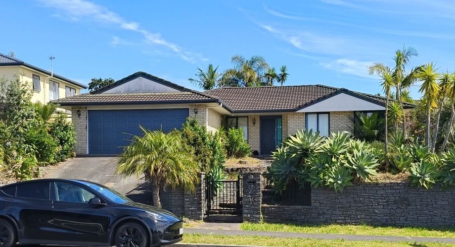  at 10 summerland Drive, Henderson, Waitakere City, Auckland