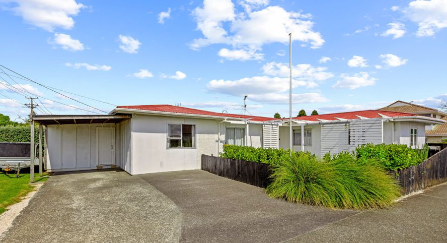  at 1/212 Centreway Road, Orewa, Orewa