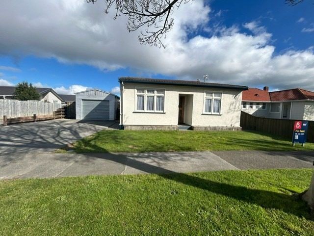  at 64 Vogel Street, Roslyn, Palmerston North, Manawatu / Whanganui