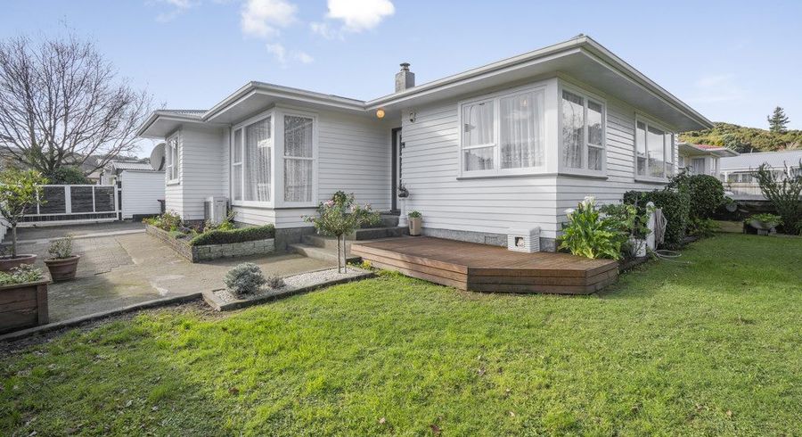  at 2 Meremere Street, Wainuiomata, Lower Hutt