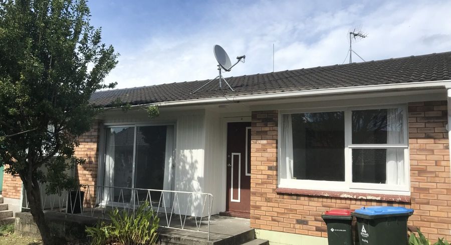  at 4/42 Turama Road, Royal Oak, Auckland City, Auckland