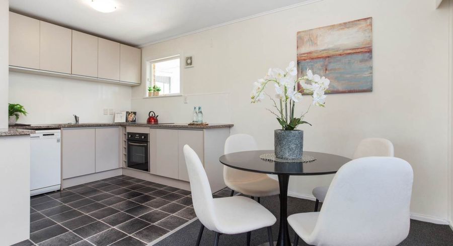  at 1/128 Gillies Avenue, Epsom, Auckland