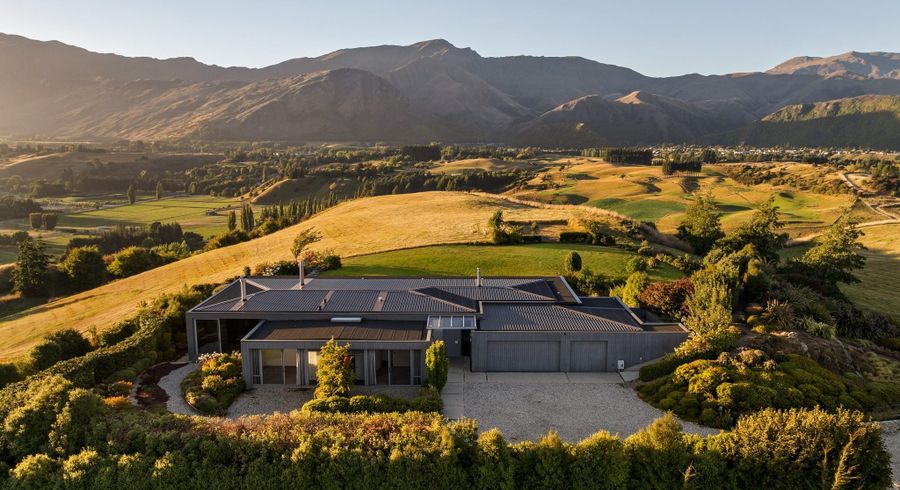  at 6 Caldwell Lane, Lake Hayes, Queenstown-Lakes, Otago