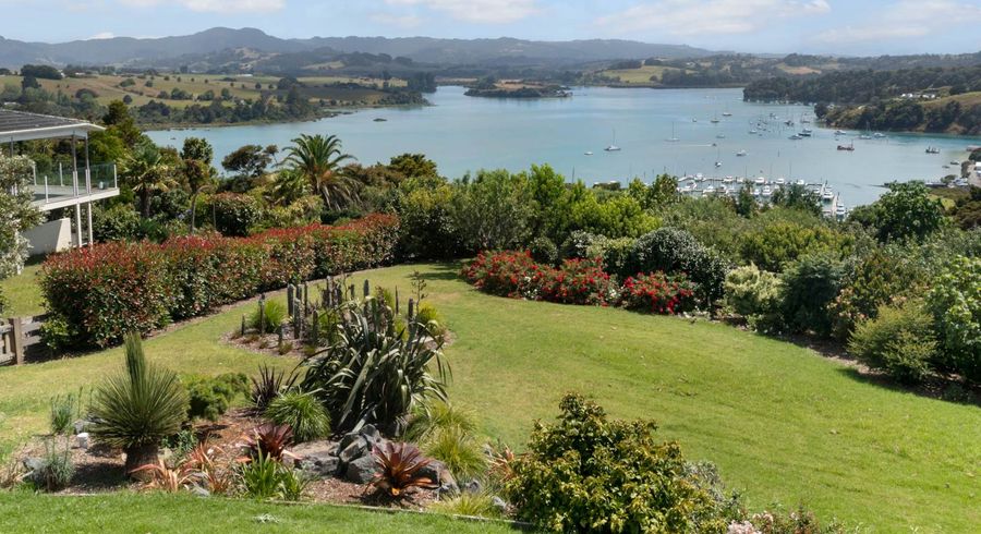  at 36 Kanuka Road, Sandspit