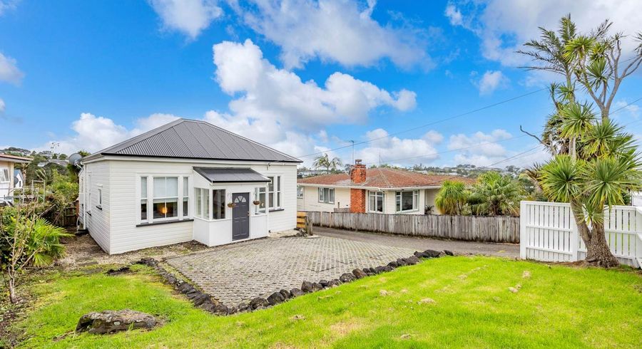  at 1/72 Gladstone Road, Northcote, North Shore City, Auckland