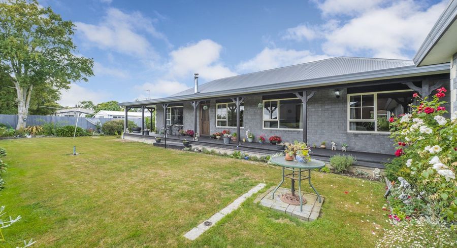  at 16 Mountain View Place, Leeston, Selwyn, Canterbury