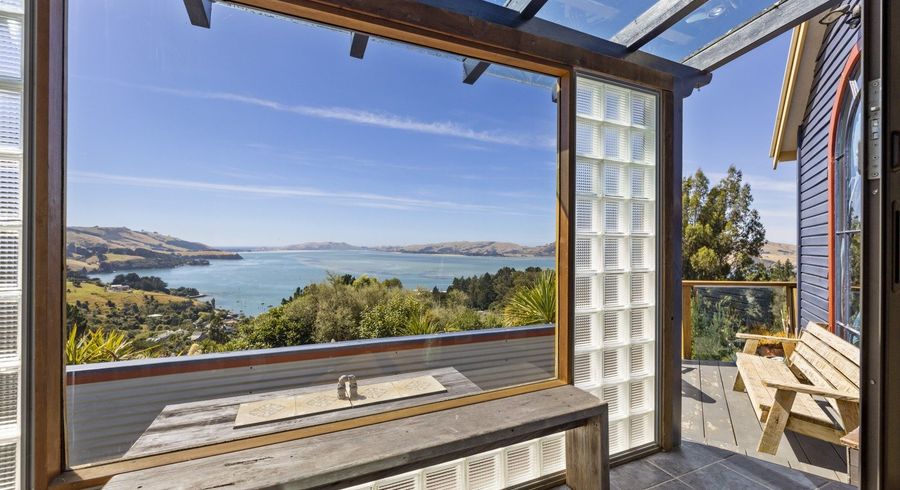  at 33 Slant Street, Careys Bay, Dunedin