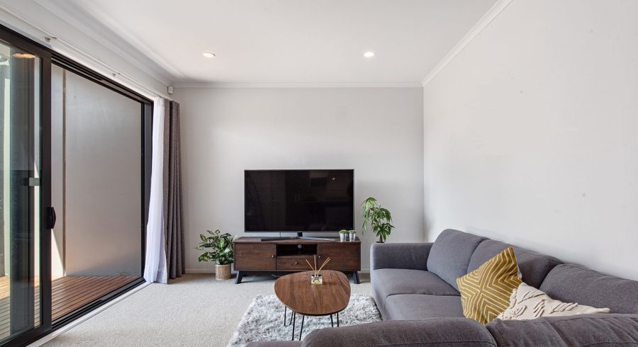  at 32 Squadron Drive, Hobsonville, Waitakere City, Auckland
