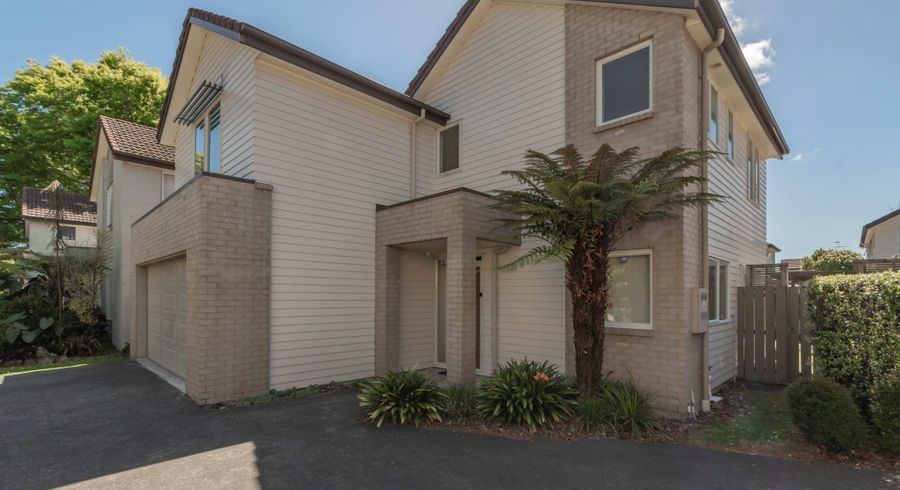  at 10 Sires Parkway, Takanini, Papakura, Auckland