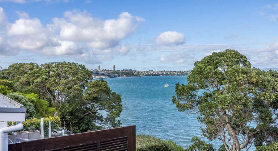  at 74 Queen Street, Northcote Point, North Shore City, Auckland