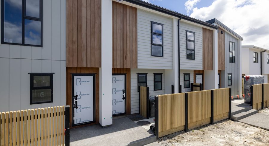  at 31 Wainuiomata Road, Wainuiomata, Lower Hutt, Wellington