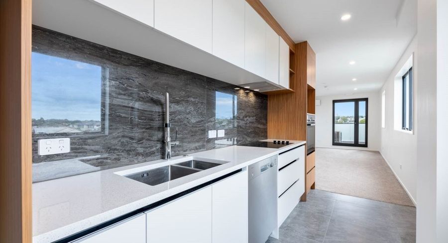  at 304/2A Truro Road, Sandringham, Auckland City, Auckland