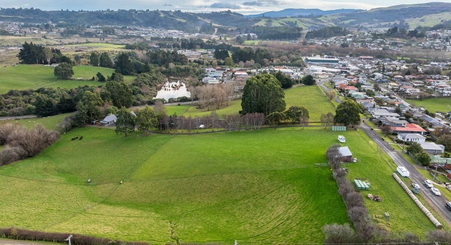 at 35 Weir Street, Green Island, Dunedin, Otago