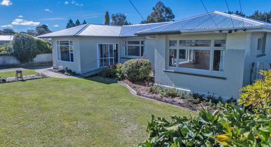  at 32 Acacia Drive, Levels