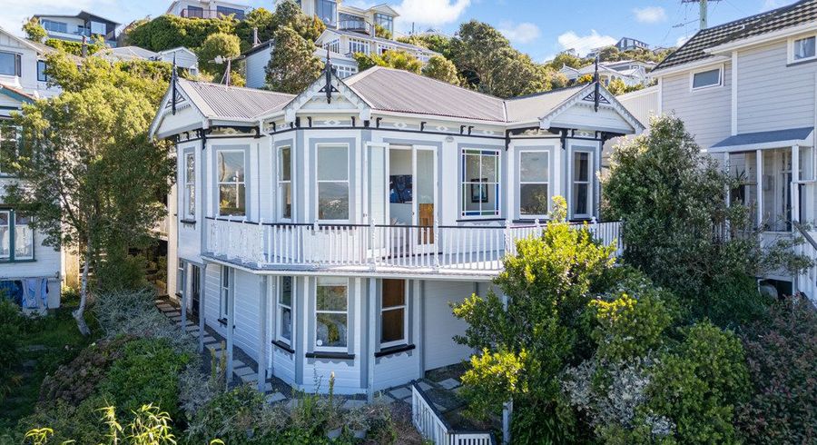  at 8 Bruce Avenue, Brooklyn, Wellington, Wellington