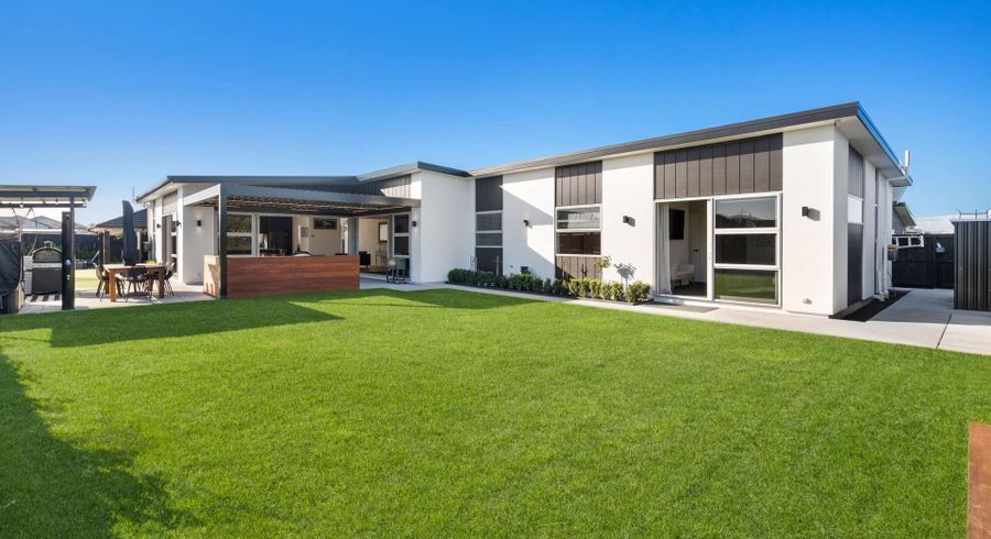  at 22 Doncaster Avenue, Lincoln, Lincoln