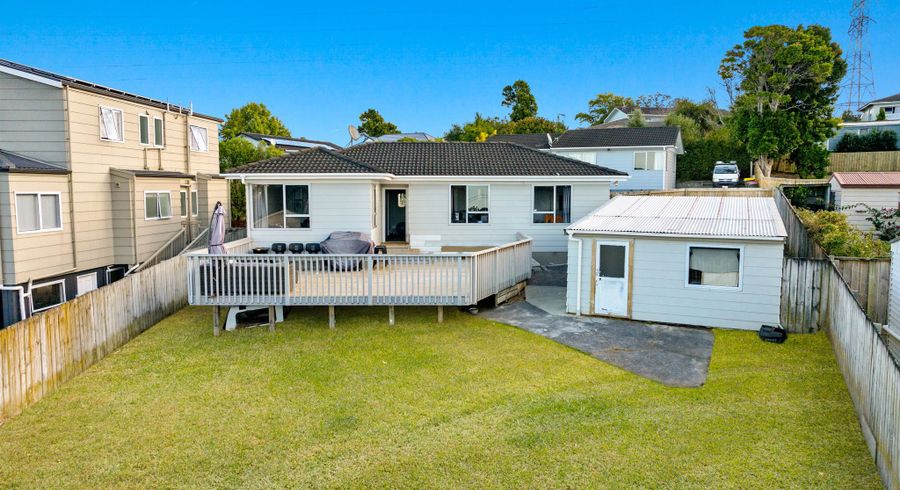  at 1/14 Doone Place, Massey, Waitakere City, Auckland