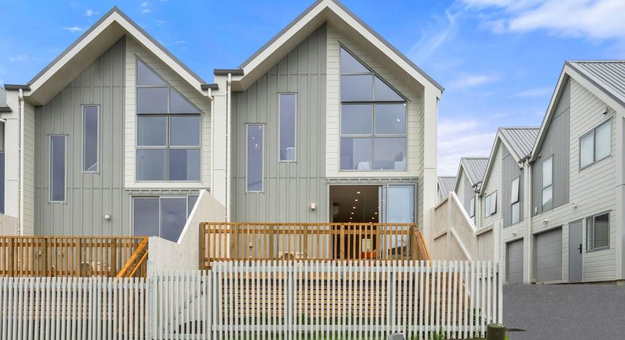  at 8C Clensmore Place, Torbay, North Shore City, Auckland