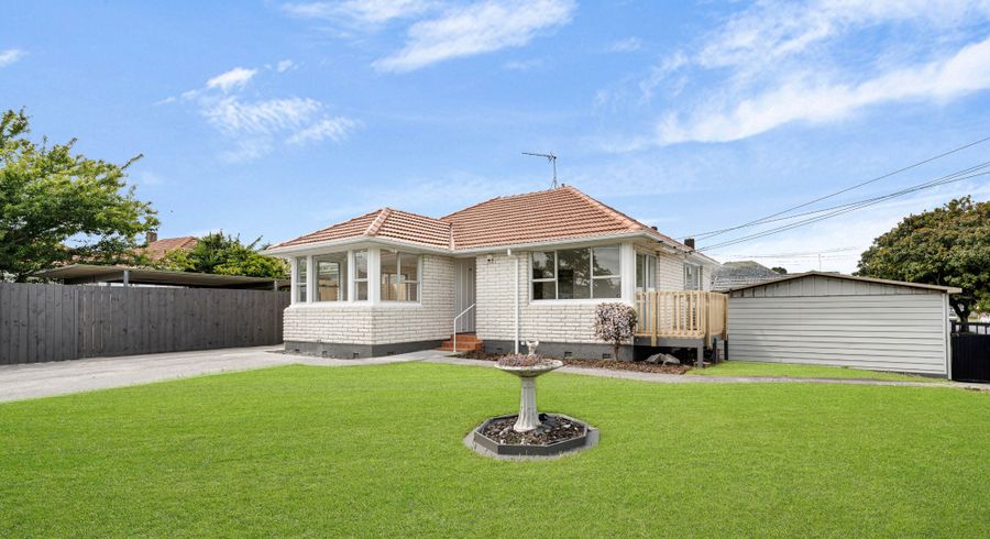  at 51 Tripoli Road, Panmure, Auckland