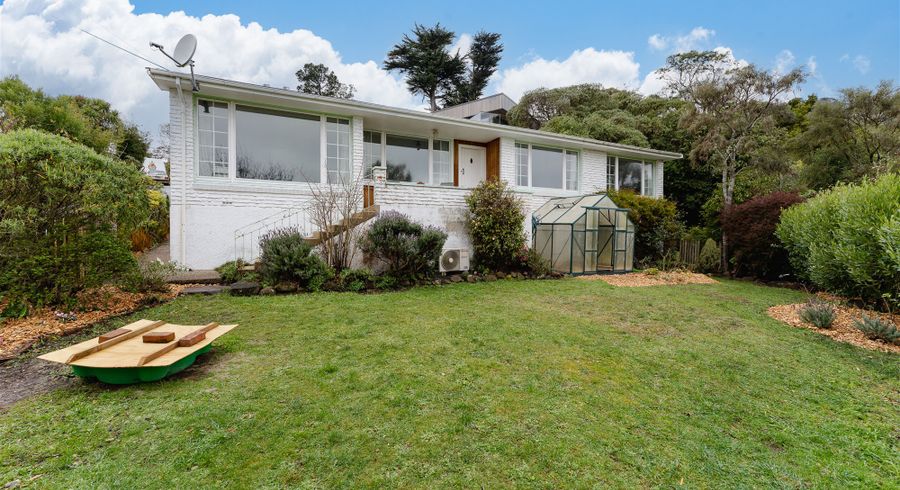  at 21 Jane Street, Macandrew Bay, Dunedin