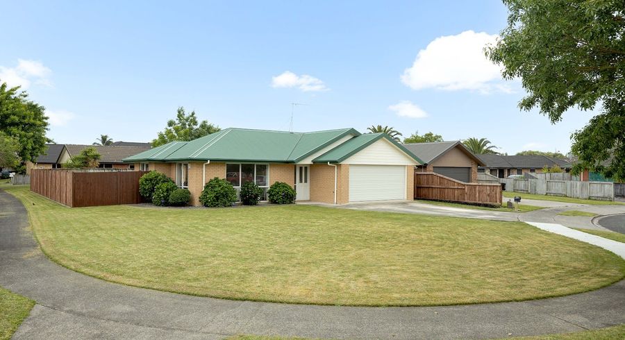  at 31 Ravenscourt Place, Huntington, Hamilton
