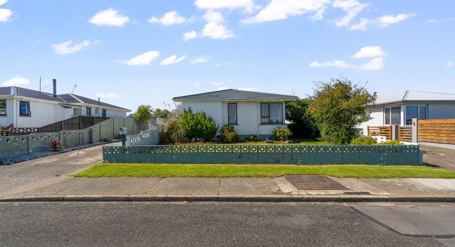  at 220 Conyers Street, Strathern, Invercargill