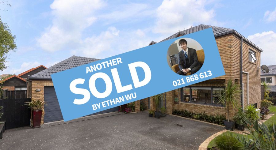  at 2/19 Chiania Place, Somerville, Manukau