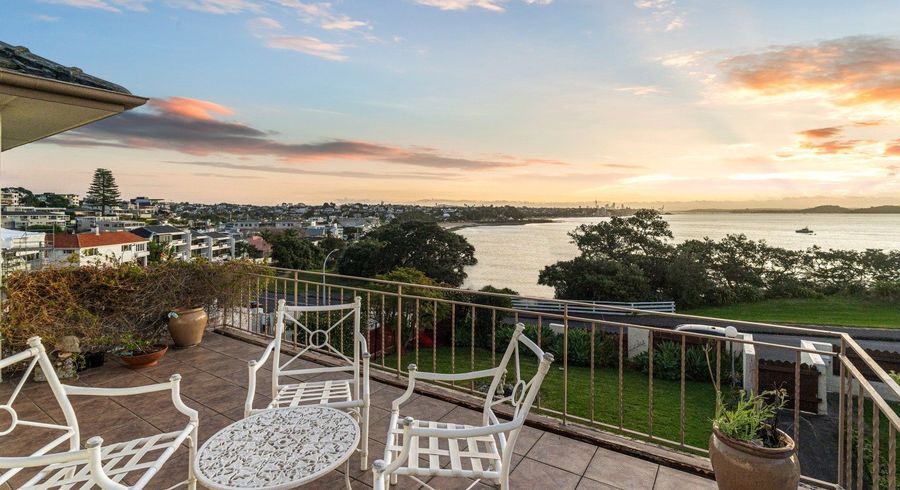  at 23 Cliff Road, Saint Heliers, Auckland