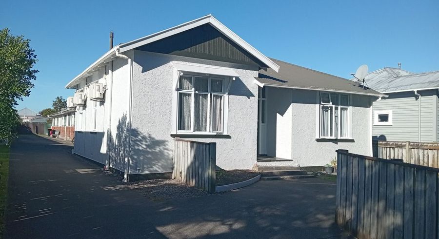  at 17 Worcester Street, West End, Palmerston North, Manawatu / Whanganui