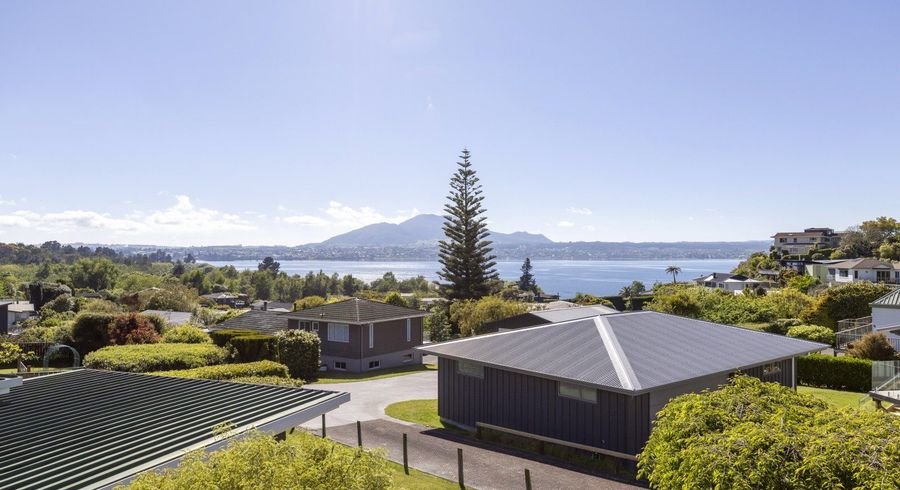  at 1 Scenic Heights, Acacia Bay, Taupo, Waikato