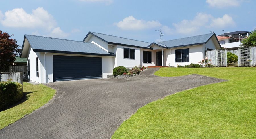  at 27 Discovery Drive, Flagstaff, Hamilton, Waikato
