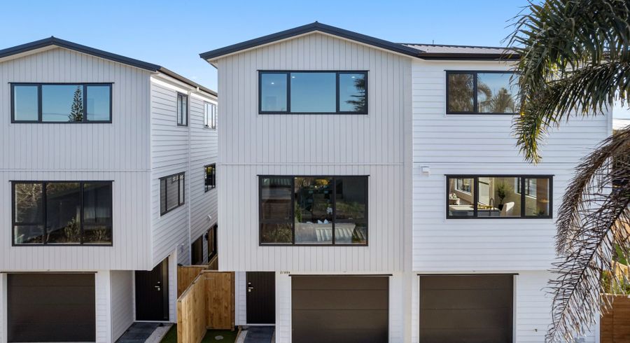  at 2/684 Te Atatu Road, Te Atatu Peninsula, Waitakere City, Auckland