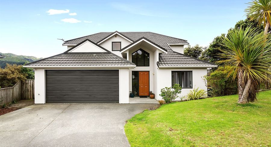  at 126 Woodman Drive, Tawa, Wellington