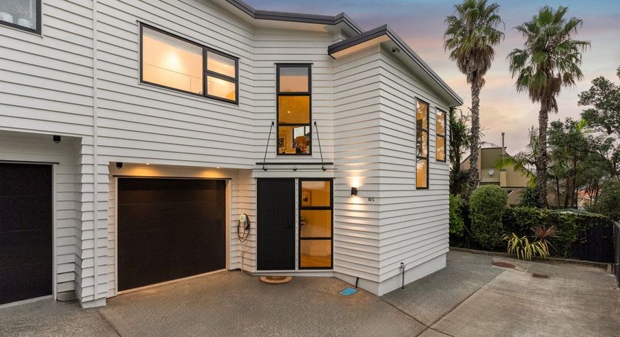  at 10C Marama Street, Castor Bay, North Shore City, Auckland