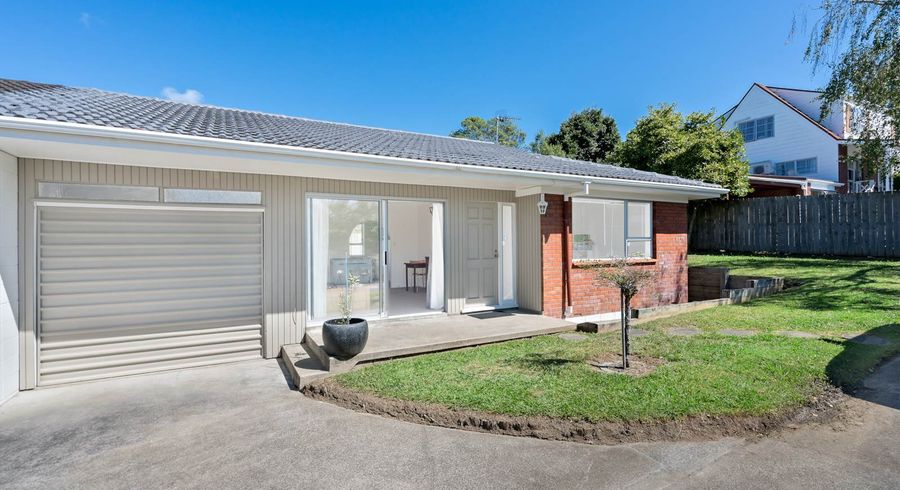  at 1/45 Glenmore Road, Sunnyhills, Auckland