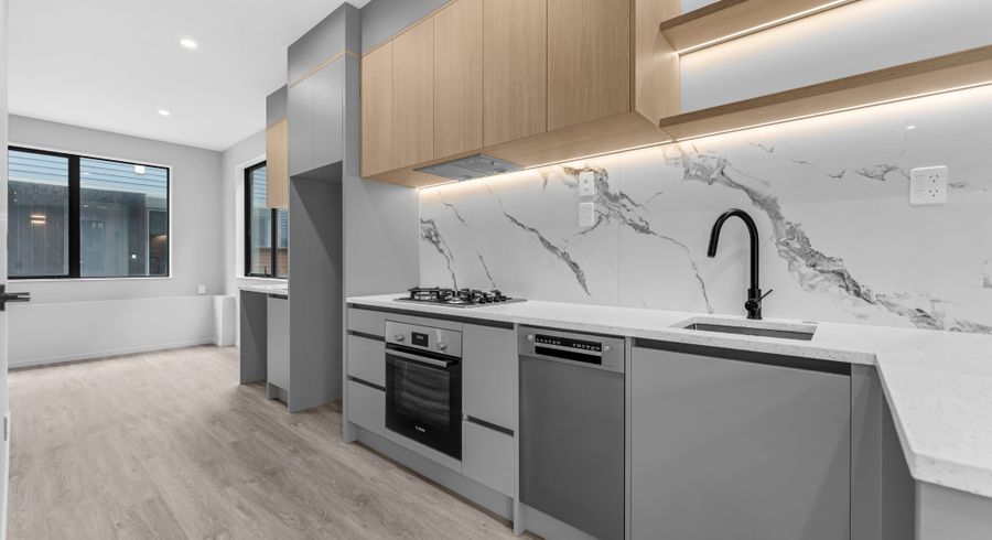 at 87B Salamanca Road, Sunnynook, North Shore City, Auckland